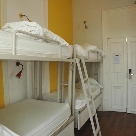 Safestay Lisbon Bairro Alto Kamer foto